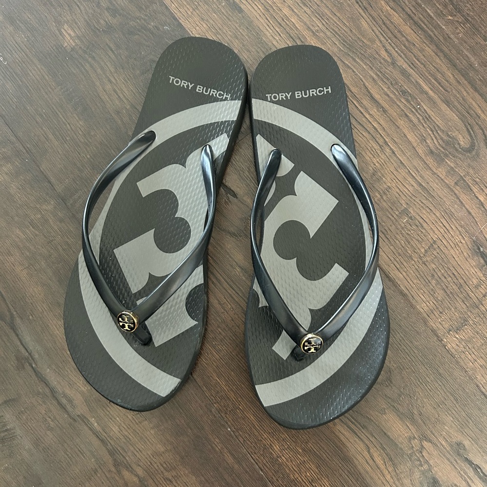 Tory Burch Emery Flip Flops